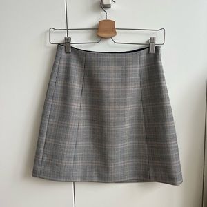 Aritzia Babaton Skirt Size 2